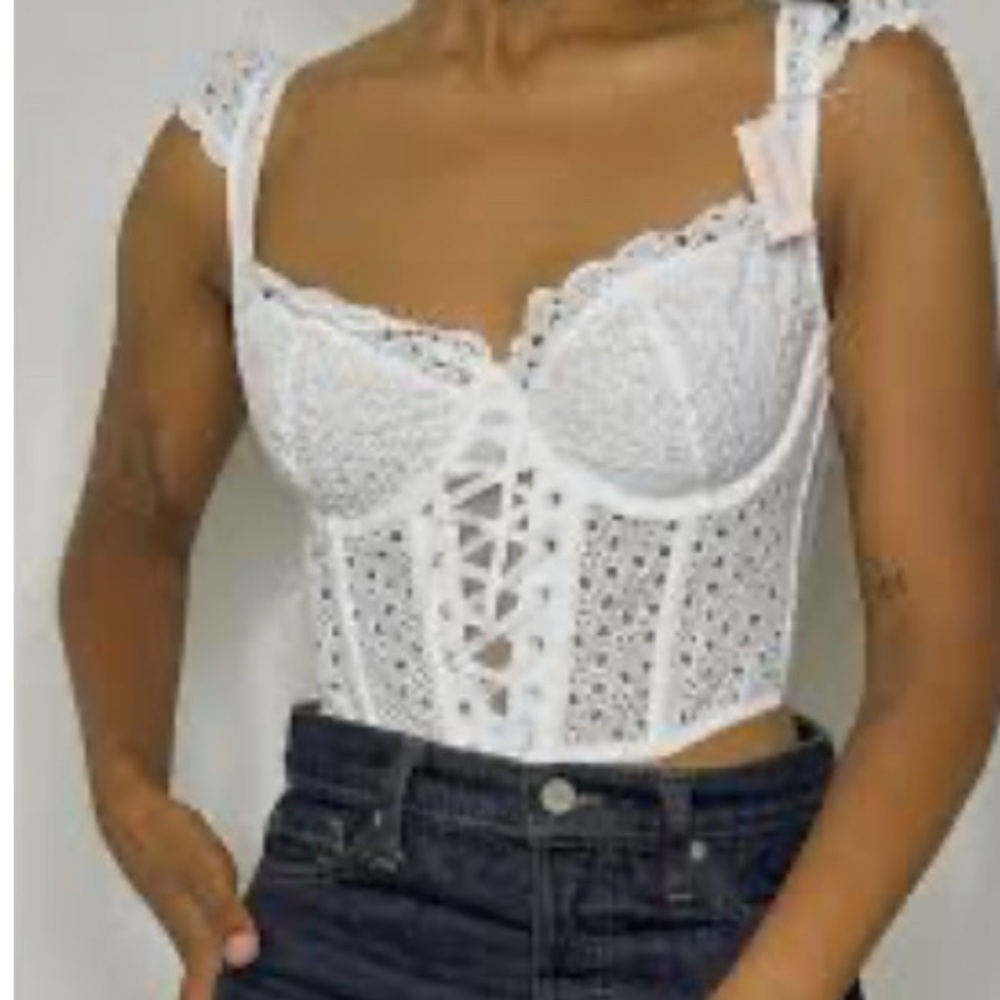 VICTORIA’S SECRET Dream Angels Eyelet Lace Unlined Corset Top Size L - Picture 8 of 10